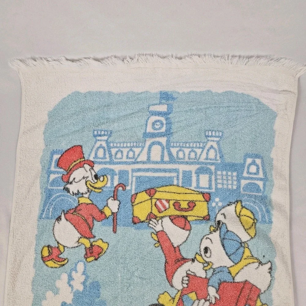 Vintage Disney Bath Towel Pacific Signature Mickey Mouse Minnie Donald Pluto USA